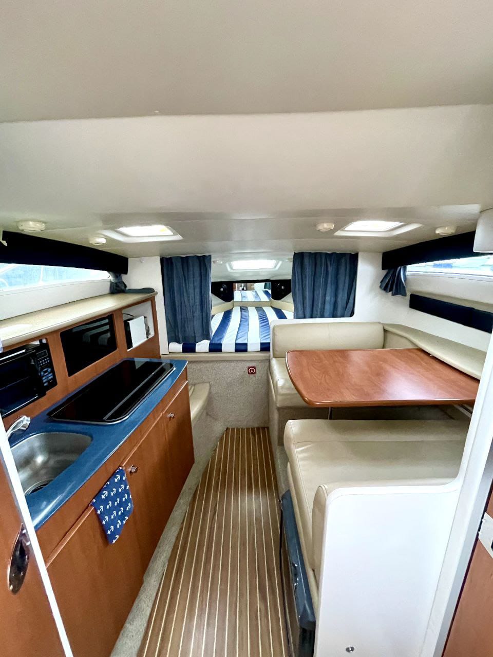 Яхта Corvus WhatsApp Image 2022-07-12 at 22.55.28(2)